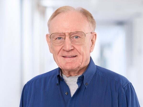 Prof. Dr. Edgar Brunner